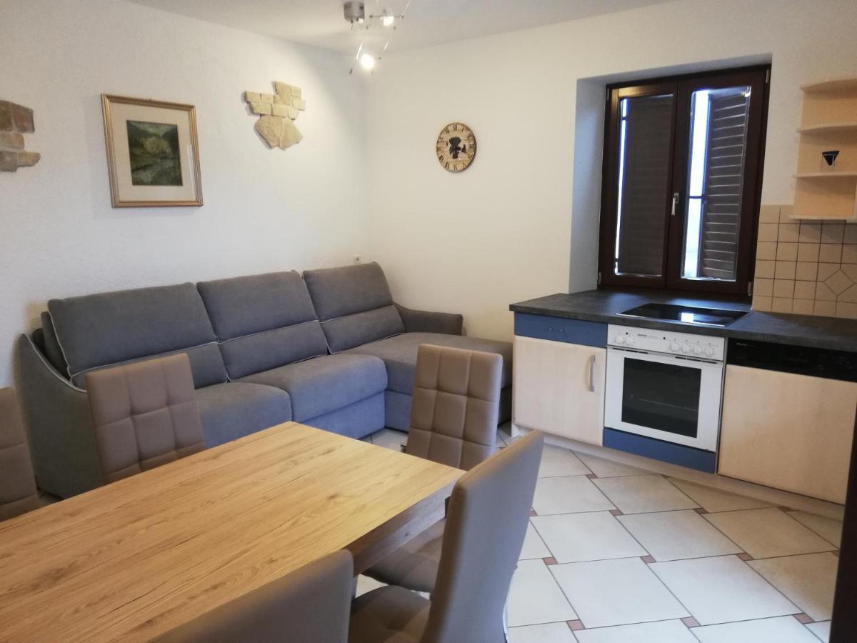 Haus Moeltner - Apartment Aviam Caldaro Dış mekan fotoğraf